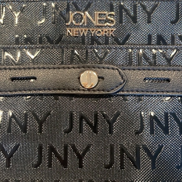 NWT Jones New Yorker Signature crossbody bag - Picture 2 of 6